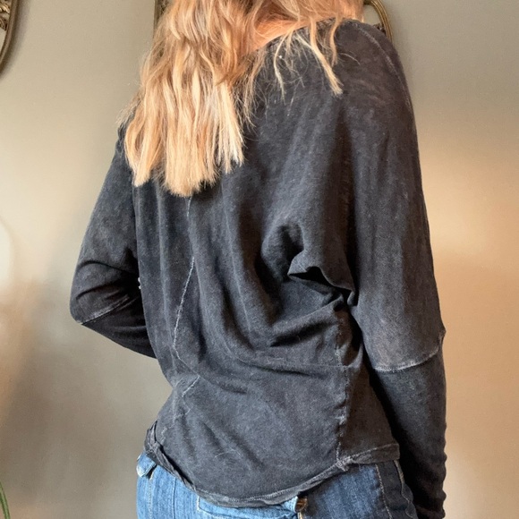 Free People “Santa Cruz” Long Sleeve Top - Picture 3 of 8